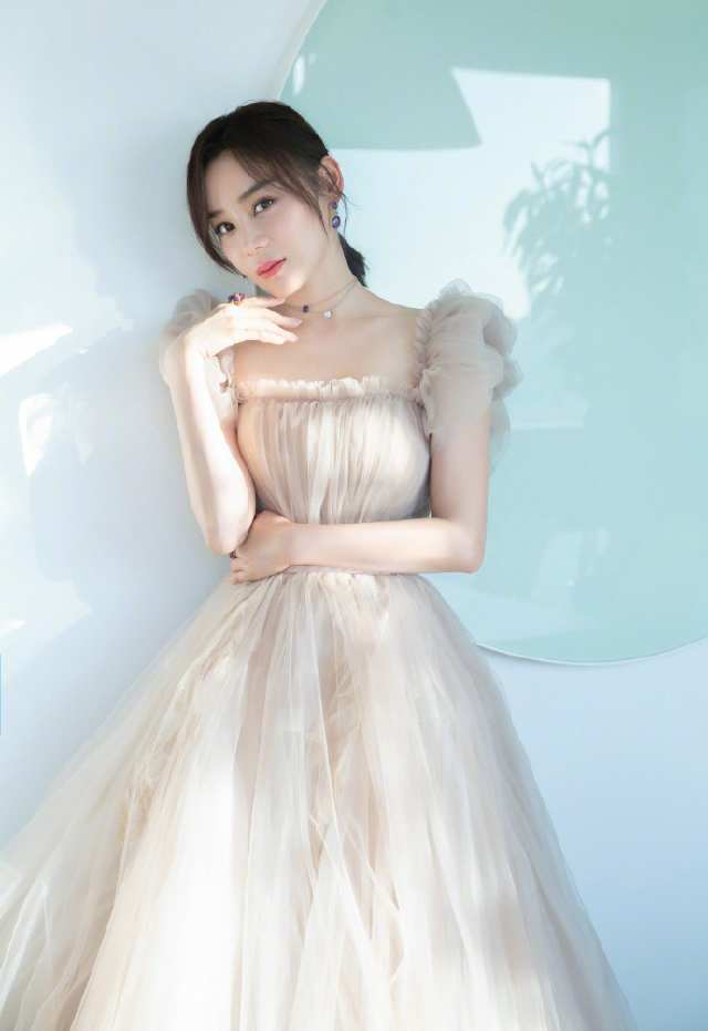 莫小棋曾预言袁姗姗婚期,上节目总被爸爸拆台