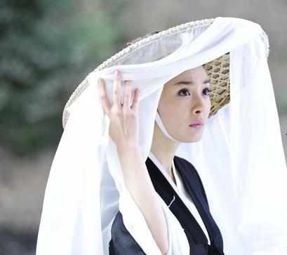 8位揭开帷帽帘子的古装美人，李沁被丫鬟抢尽风头，杨幂简直太帅
