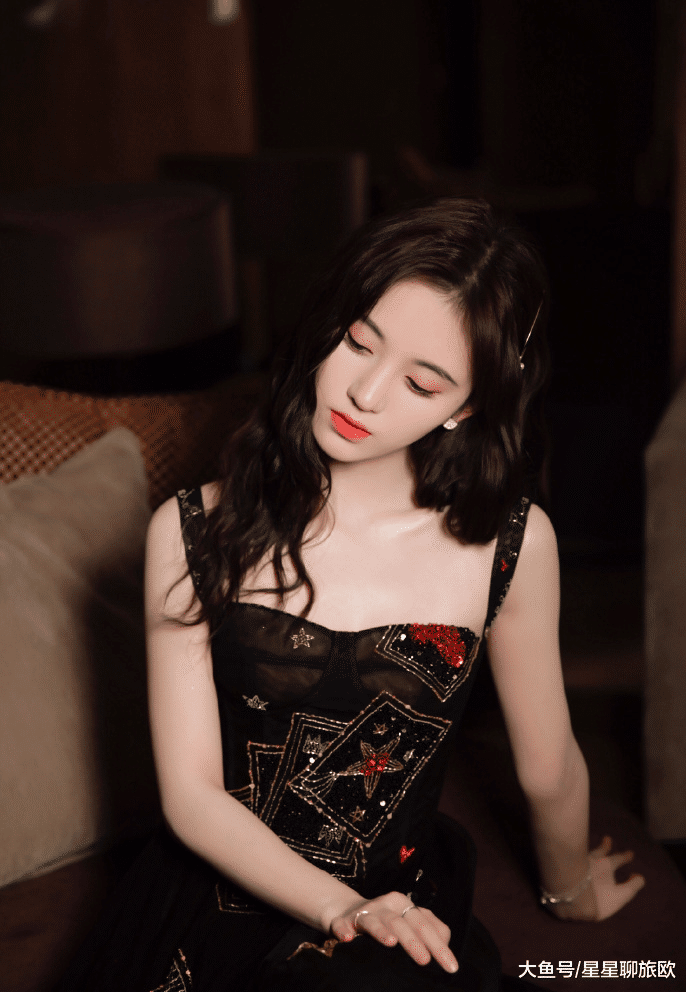 snh48颜值排行_SNH48颜值最高的四位成员,鞠婧祎仅排第二,第一是00后!