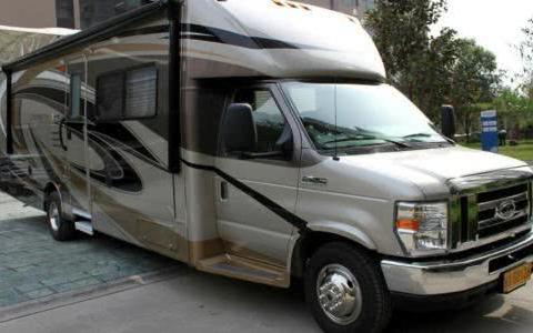 老司机忠告：车跑到6万公里，这五个地方一定要注意，别铤而走险