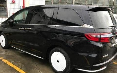 2019本田新款奥德赛到店2。0L混合动力七座布局油耗5。7L