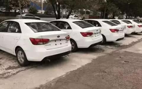 又一合资车倒下，库存车积压成灾，员工：卖不出去逼我们换车