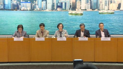 香港食物及卫生局长陈肇始就麻疹情况召开记者会（图源：香港政府新闻网）
