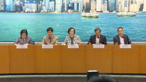 香港食物及卫生局长陈肇始就麻疹情况召开记者会(图源:香港政府新闻网)