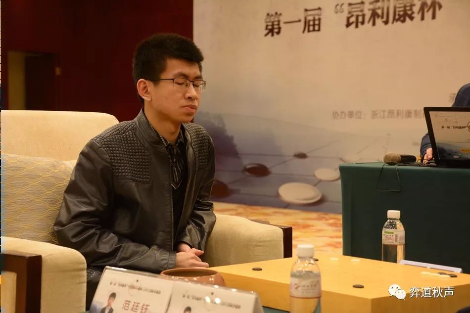 “国际战士”与“国内龙”争胜者组冠军 王中王战范廷钰强势推进