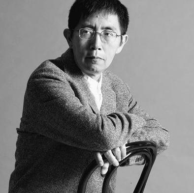 直陪伴我们成长的现代诗人和作品|经典诗歌不