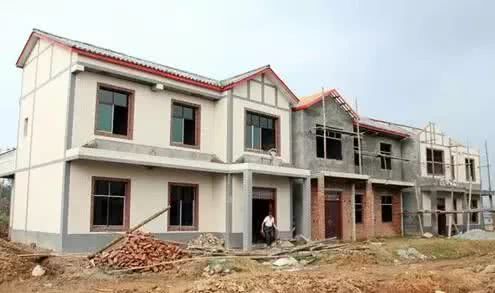 现在农村建房超出审批面积,会被强拆吗?这里告