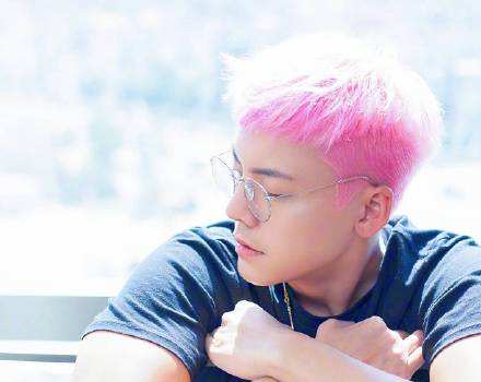 男星粉色发型时尚,鹿晗可爱,陈伟霆很man,不过