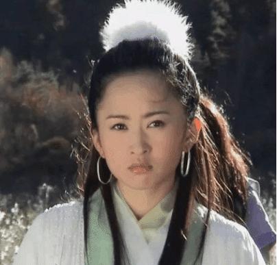 有章子怡的脸,却没有章子怡的命,除了童谣还有