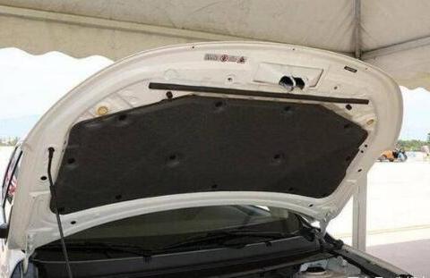 发动机舱里的东西你还不认识？老司机教你辨别！