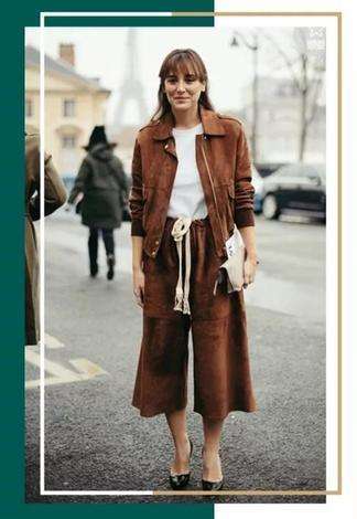 裤子和鞋子的颜色要是与衣服的搭配更是会显高