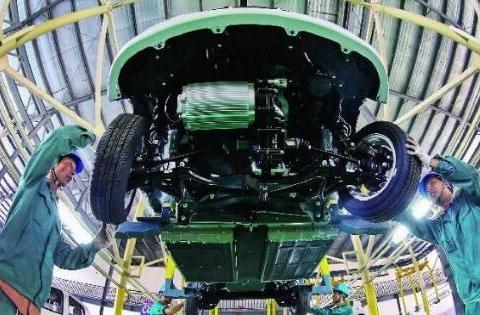 变速箱油多久换一次最好？修车师傅：超过这里程，离报废就不远了