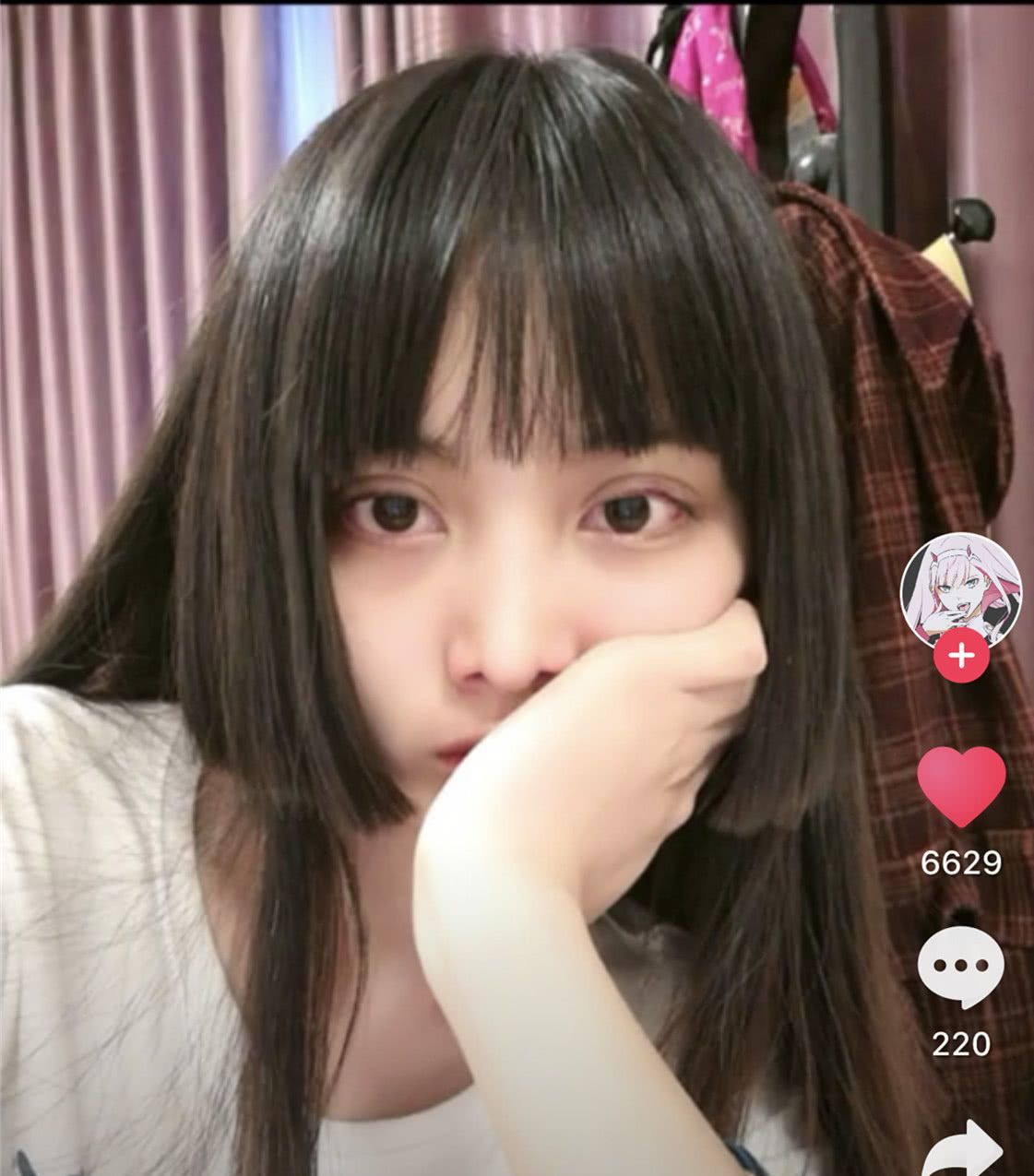 小姐姐剪毁刘海的公主切,看到成品后惊艳众人