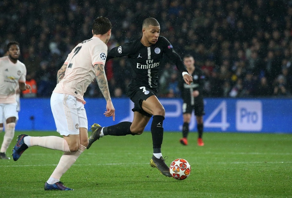 拉什福德比肩姆巴佩!名宿:在穆帅帐下效力那段