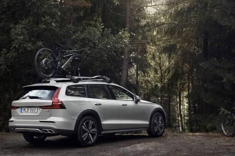 轿车般舒适还能越野，沃尔沃高颜值旅行车来了，想不火都难？