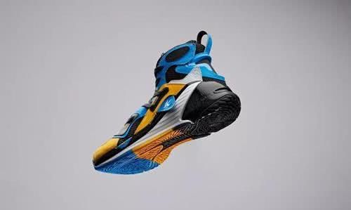 ����ɫ��Ь�ӵ���ֵ�ж�ߣ���Խŷ�ģ��ȼ�KT����ֵ���ĸߣ�