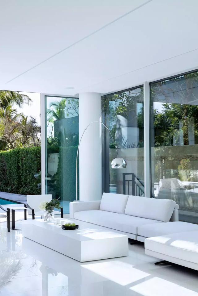 三亚极简白顶级度假别墅,更高一层的生活方式!