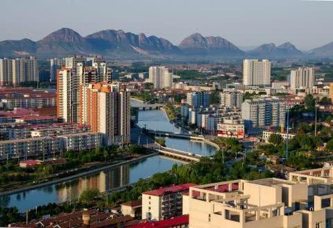 老旧小区改造难?任丘小胡同服务如何实现审批提速60%