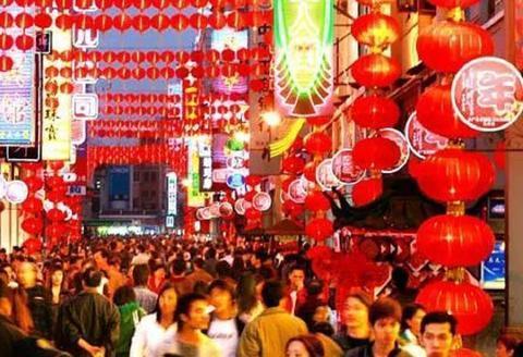 为什么要过年 过年的含意是什么 (为什么要过年过年有什么含义)