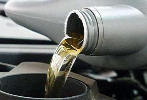 跳过5000公里换一次机油的“坑”，才能减少损失