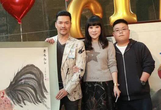 62岁的吕良伟帅出新高度，不老女神在他面前甘拜下风