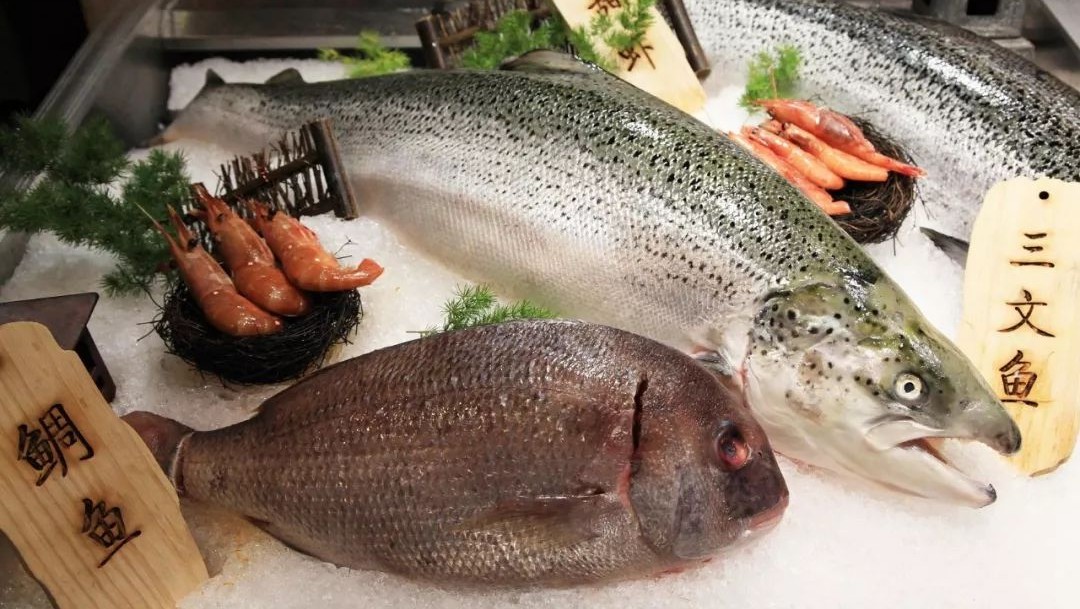 假三文鱼事件刷爆网络 网友为这事吵翻