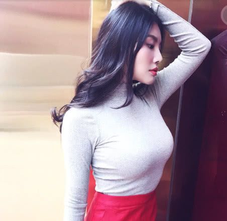 足球紧身内衣_童菲性感紧身内衣图片(3)