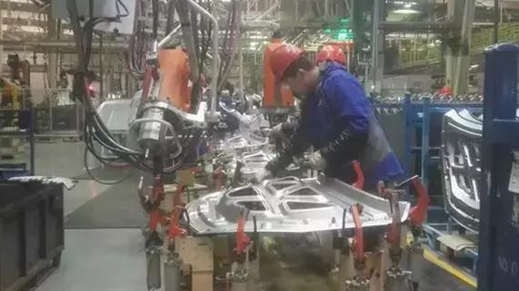 ���ѼӺò����� �Ա�����Щʲô��