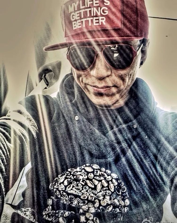 婚姻亮红灯，张雨绮贾乃亮们的应对方式才值得深思