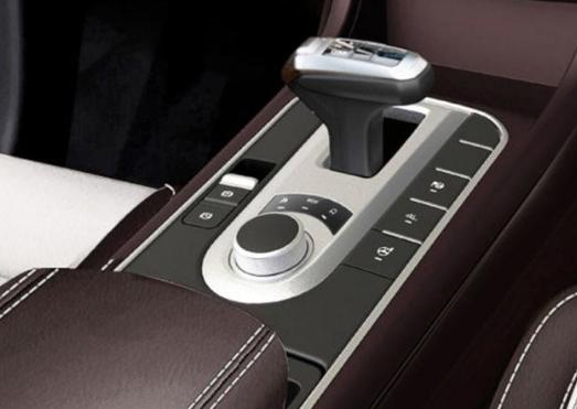 2019长城新款皮卡内饰图发布，豪华程度不亚于大型SUV！