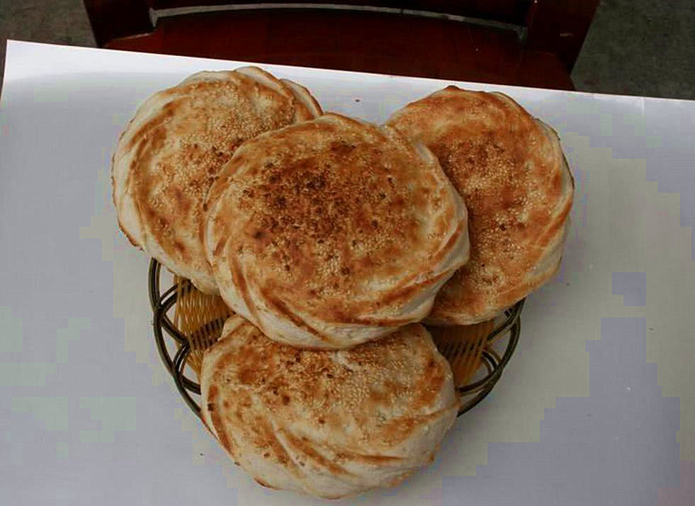 一元一个的烧饼,利润究竟有多大?老板:薄利多销根本没多少 一元一个的烧饼,利润究竟有多大?老板:薄利多销根本没多少