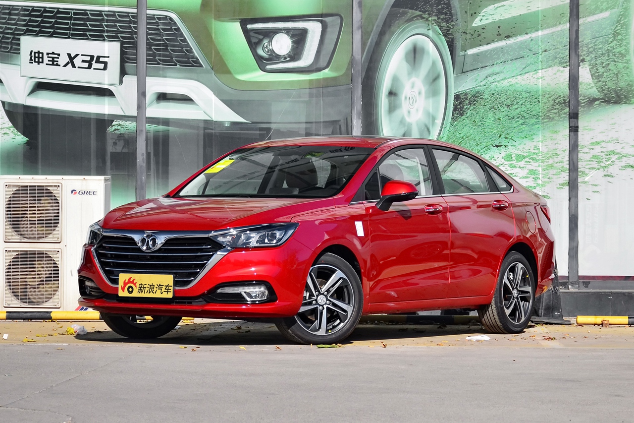 哪款动力出众 新款北汽绅宝D50 PK 新款骏派A70