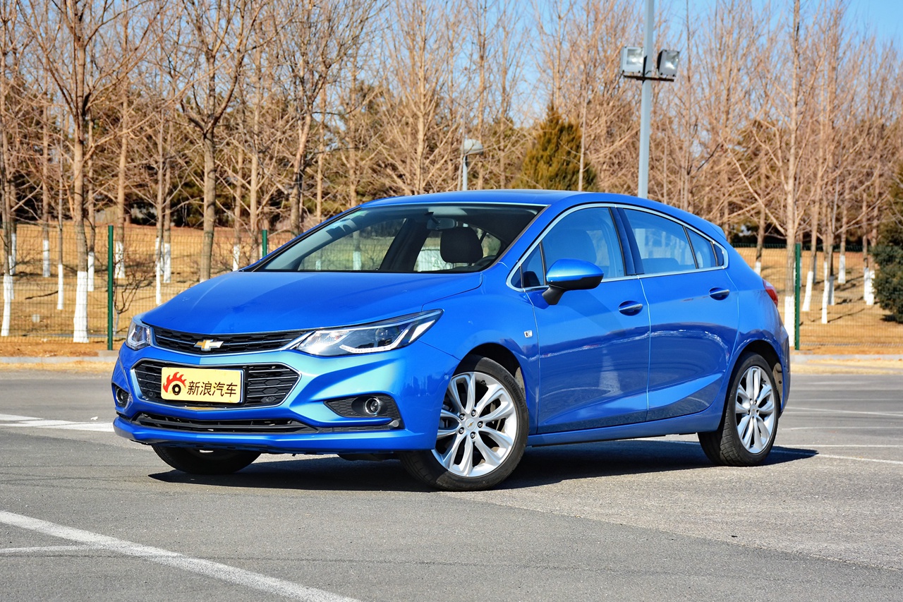 哪款动力出众 新款科鲁兹 PK 新款风神A60