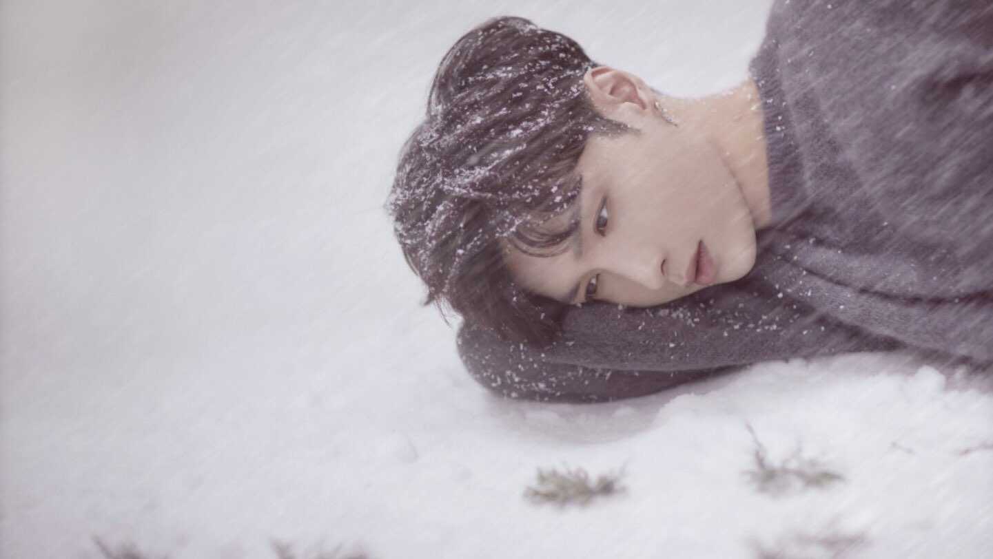 张艺兴最新图片图片