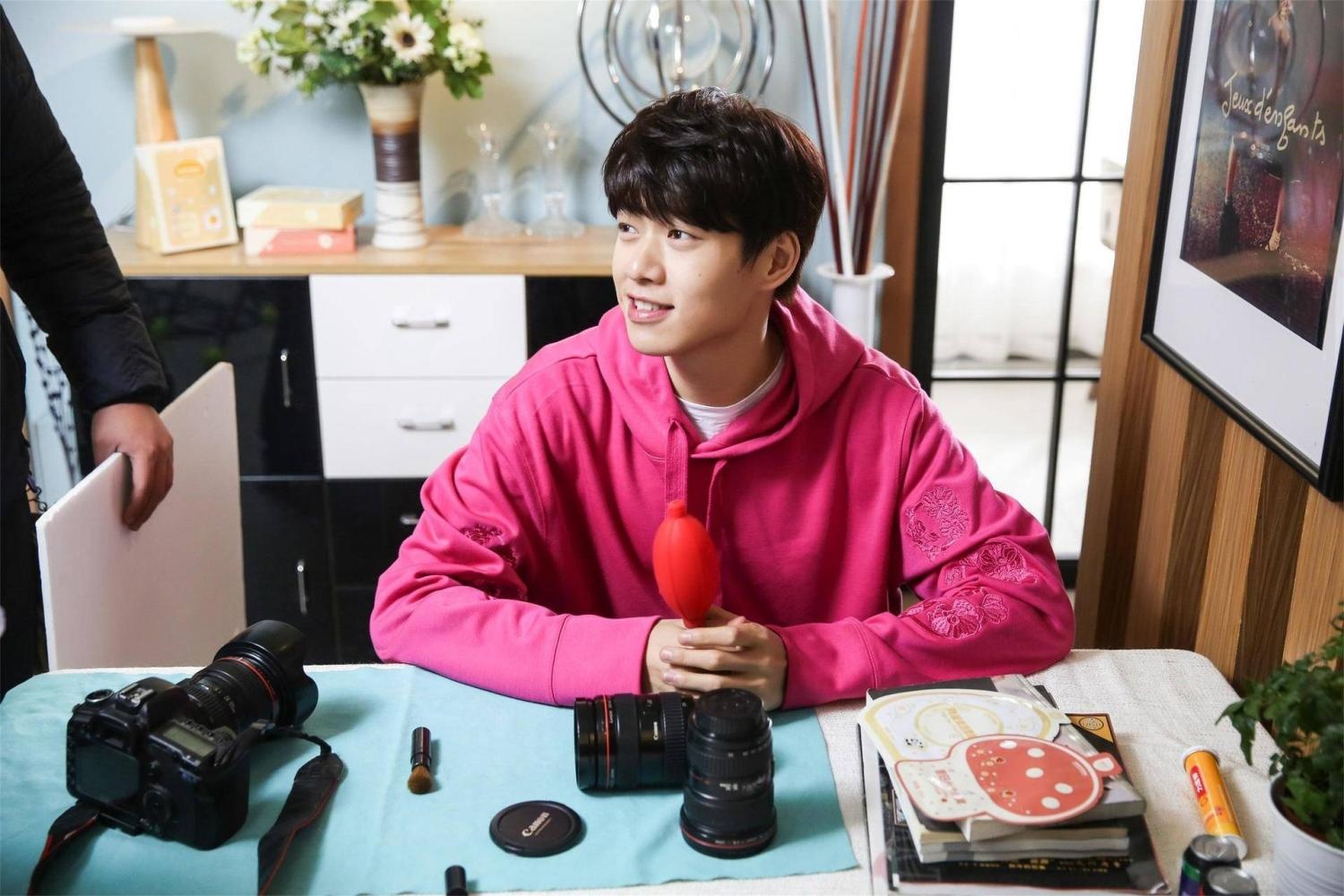 魏大勋意外透露白敬亭的微博小号?小白的小号