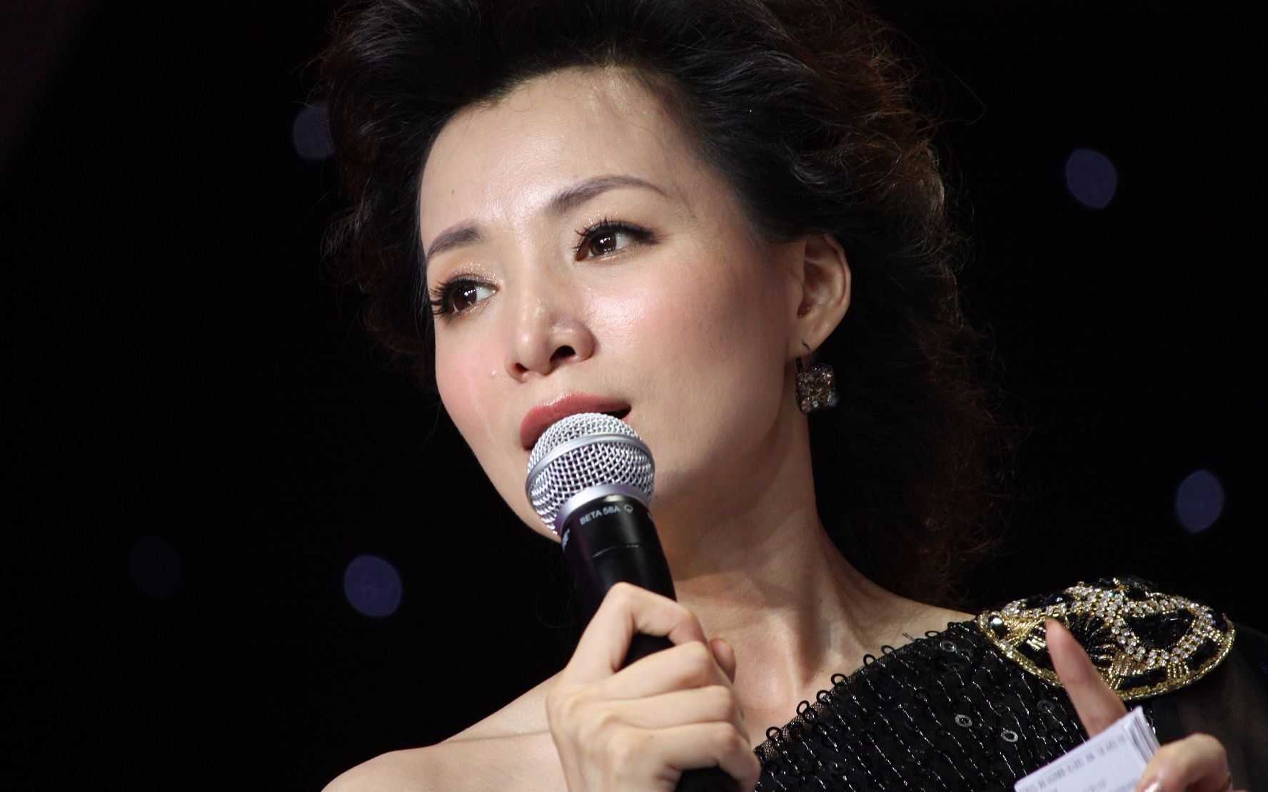 什么什么玉立的成语_亭亭玉立(3)
