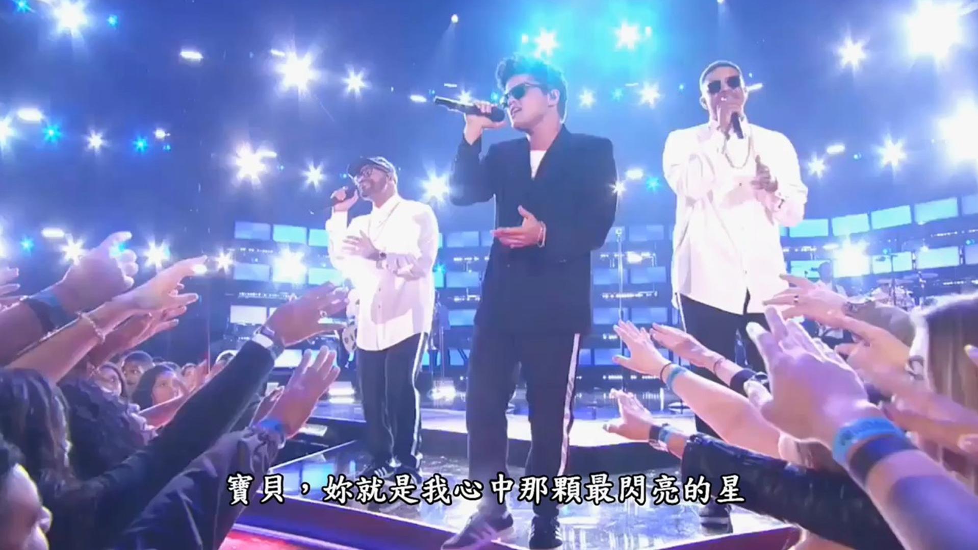 火星哥抱病演出,实力唱功惊艳全场