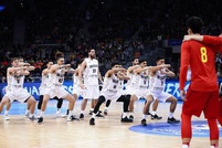 新西兰队赛前表演毛利战舞