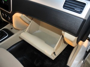 神骐F30店内可试乘试驾 售价4.99万元起