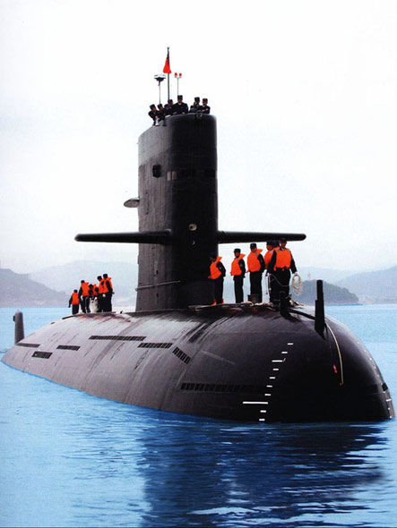 資料圖:解放軍新型潛艇歸航