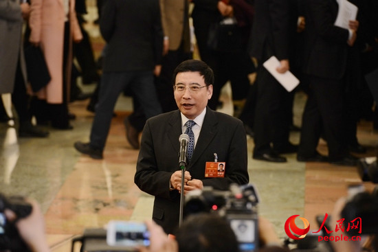 工信部部长苗圩:新能源汽车未来还会继续呈现高速增长