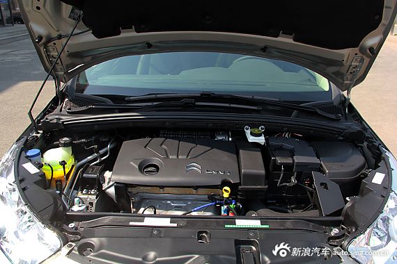 2014款雪铁龙C4L 1.8L自动智驱版劲智型到店实拍