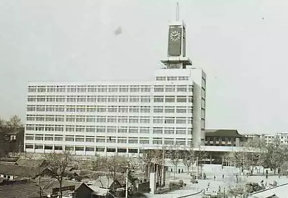 【求助】合肥大钟楼停摆2个月,全国急寻钟表匠