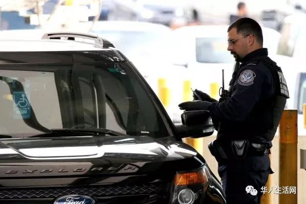 美国海关严查再升级 查微信?