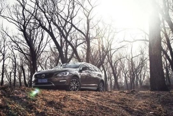 梦回北欧丨试驾沃尔沃V60 Cross Country