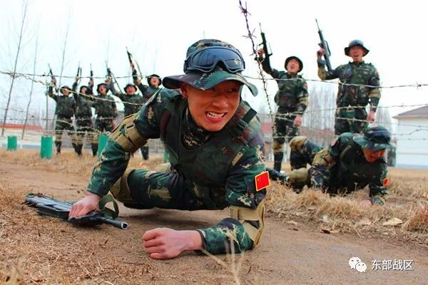 12月18日，最值得你分享的10条军事微信