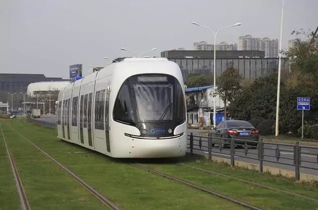 聚焦|武汉光谷量子号2018年1月18日载客试运营