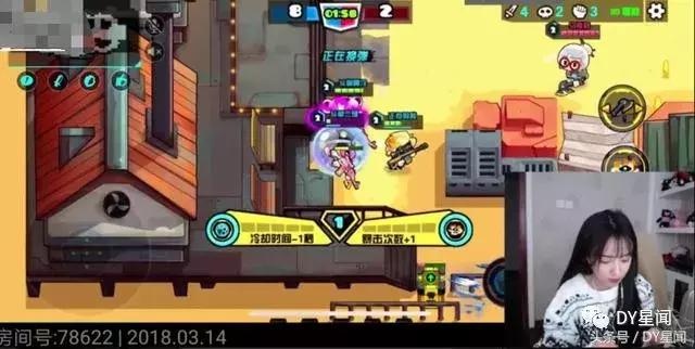 珂罕见连麦直播打游戏;二次元实力唱将阿凉入