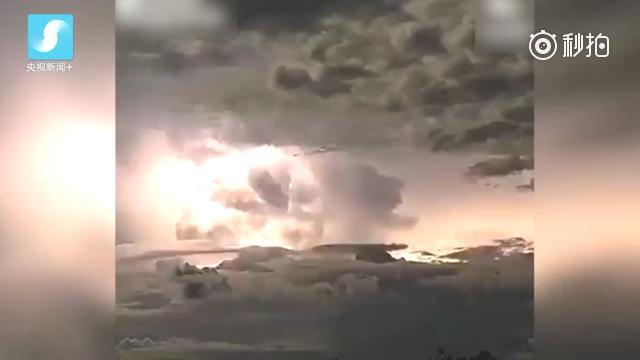 超强雷暴侵袭澳大利亚 场面壮观犹如“核弹爆炸”