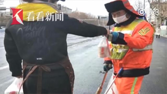 爱的接力!奶茶店收到120份匿名订单